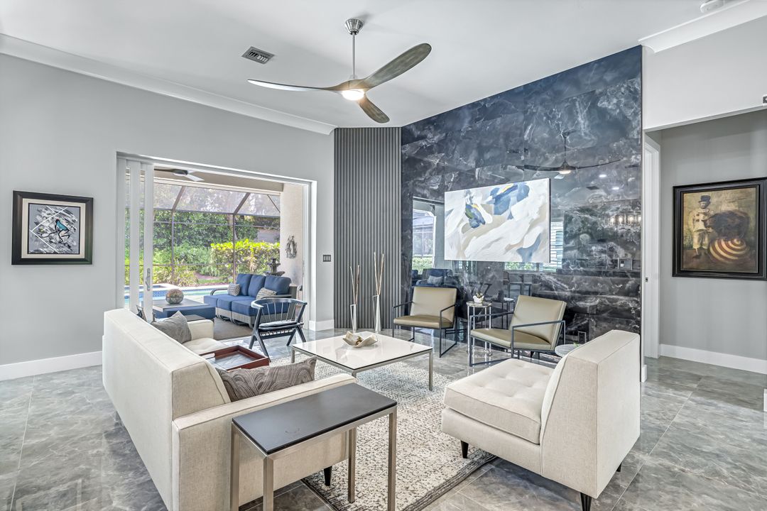 8844 Ventura Way, Naples, FL 34109