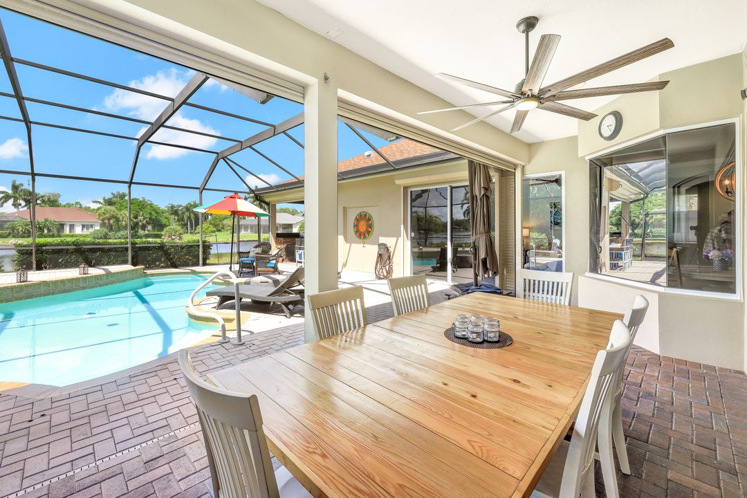 15400 Blackhawk Dr, Fort Myers, FL 33912