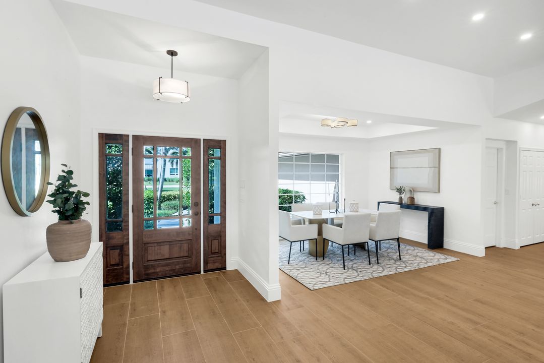 12888 Valewood Dr, Naples, FL 34119