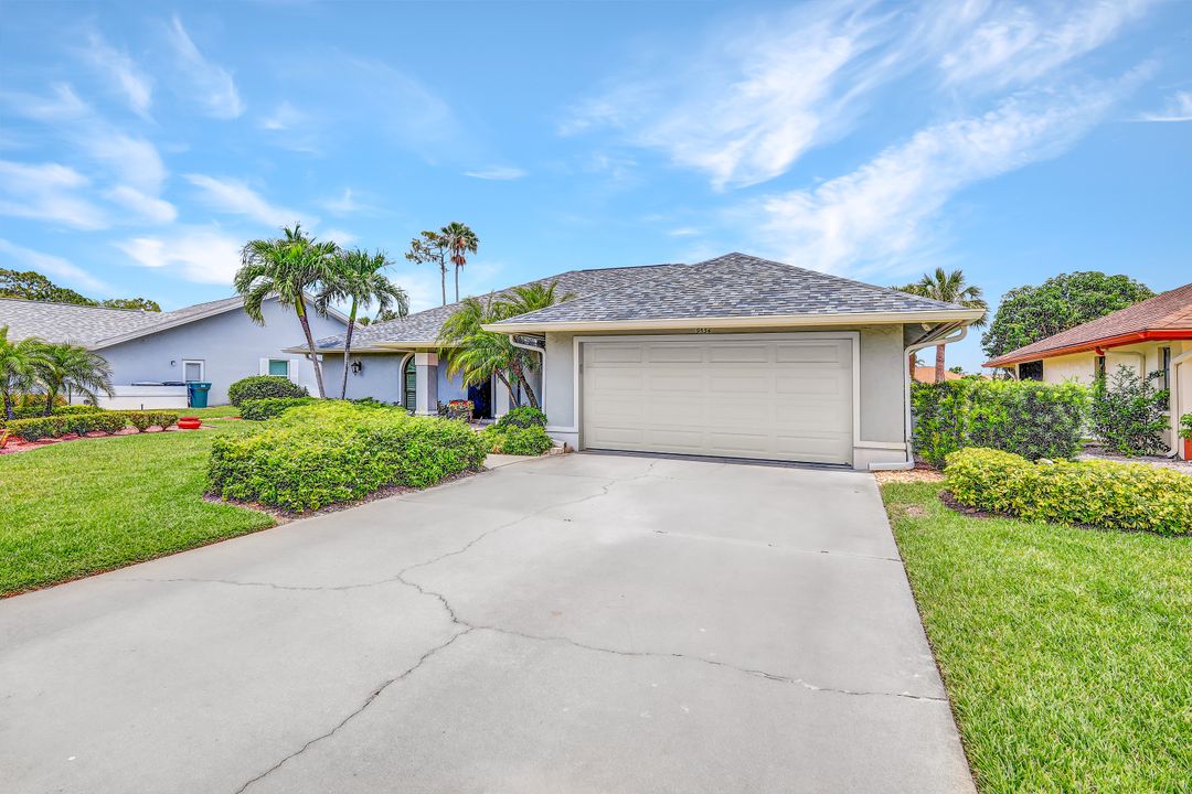 9534 Campbell Cir, Naples, FL 34109