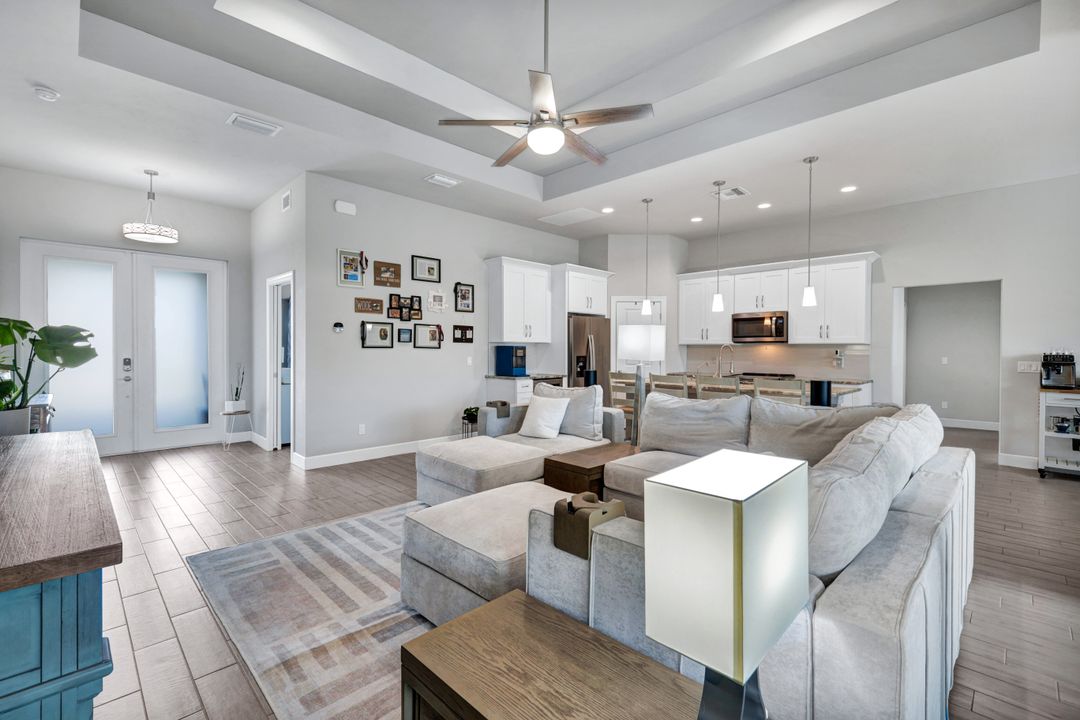 306 SW 28th Terrace, Cape Coral, FL 33914