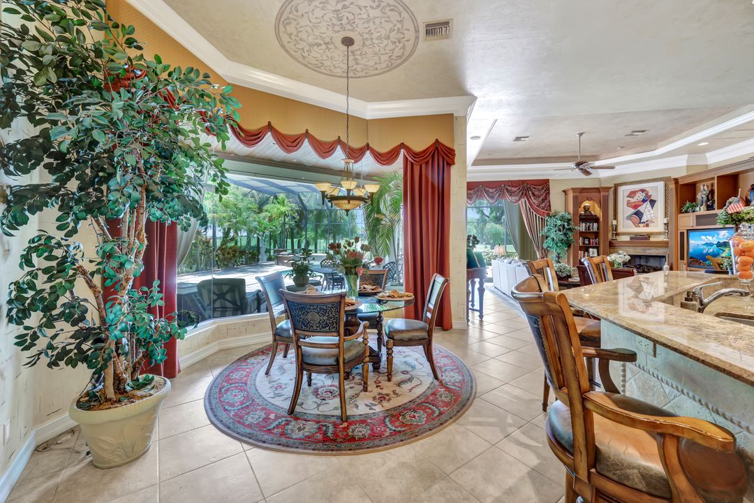 2743 Olde Cypress Dr, Naples, FL 34119