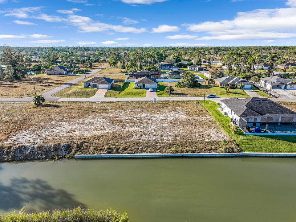 2027 NE 34th Terrace, Cape Coral, FL 33909