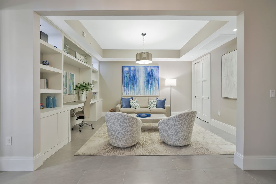 1035 3rd Ave S #402, Naples, FL 34102