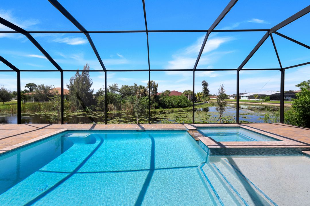 2617 Ceitus Pkwy, Cape Coral, FL 33991