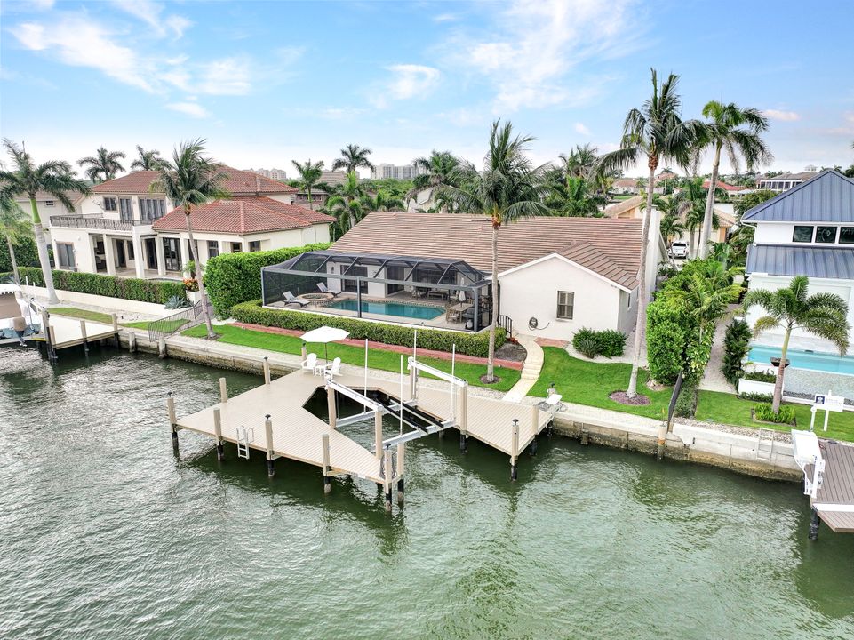 665 Rockport Ct, Marco Island, FL 34145