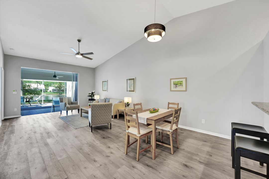 661 Captn Kate Ct, Naples, FL 34110