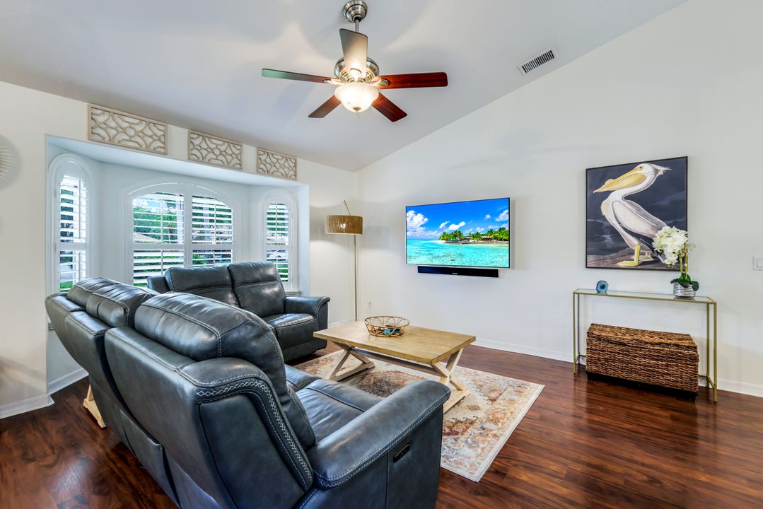124 Heritage Way, Naples, FL 34110