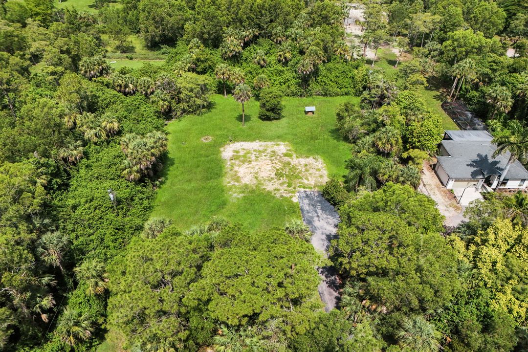 1481 19th St SW, Naples, FL 34117