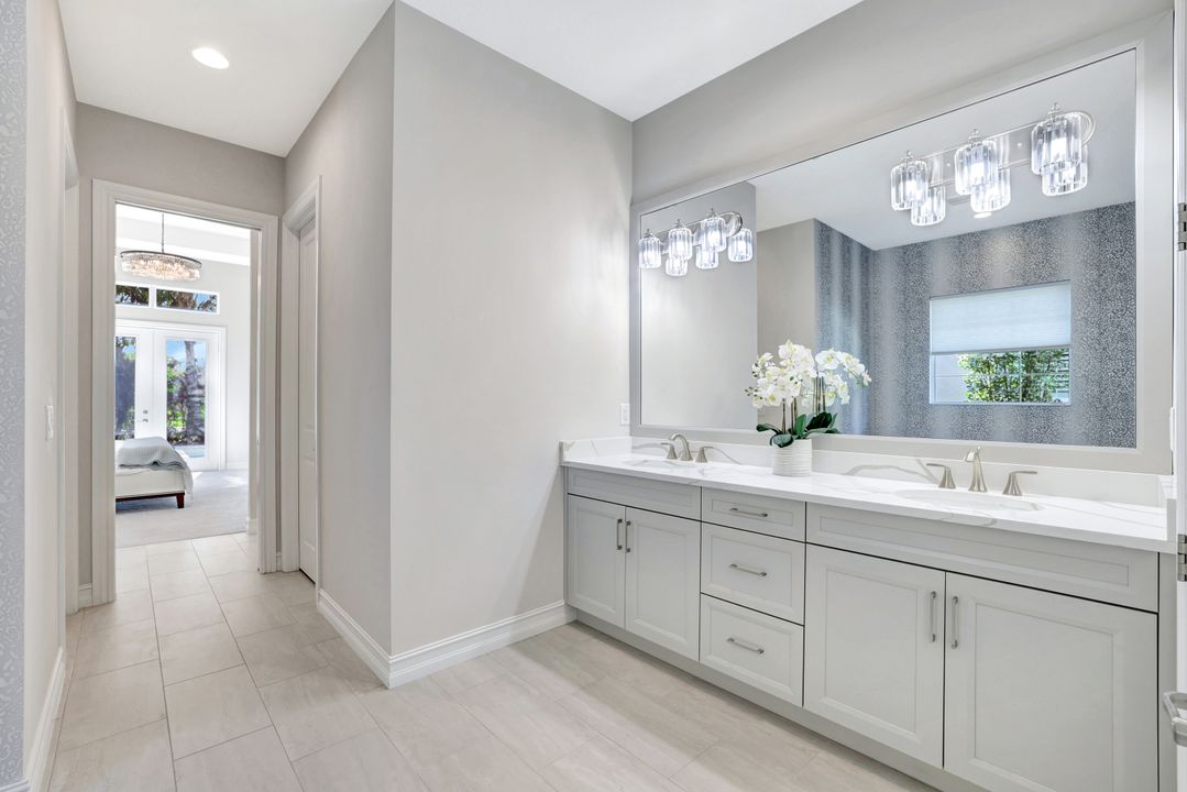 3164 Capistrano Lane, Naples, FL 34105