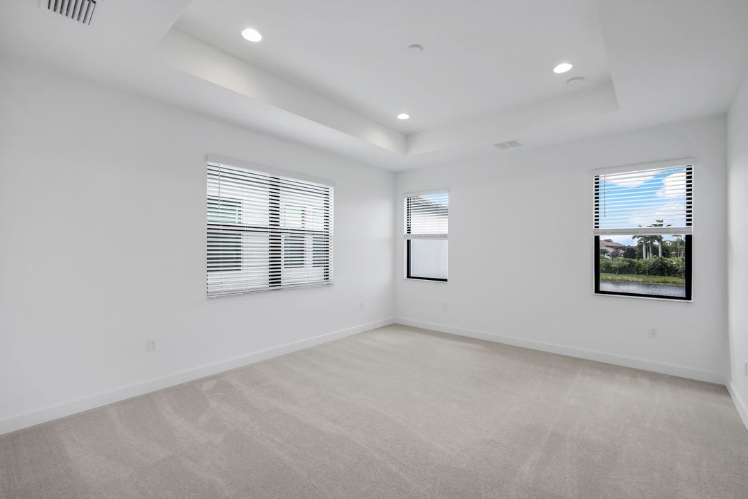 20703 Fair Oak Ln, Estero, FL 33928