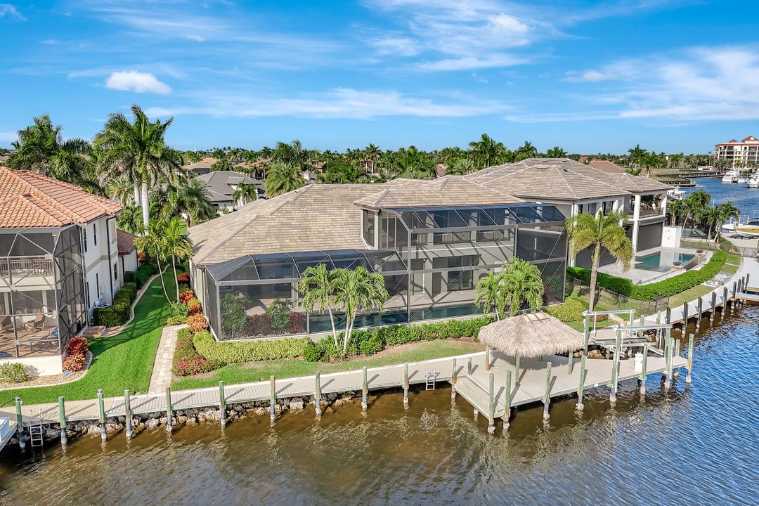5817 Harbour Cir, Cape Coral, FL 33914
