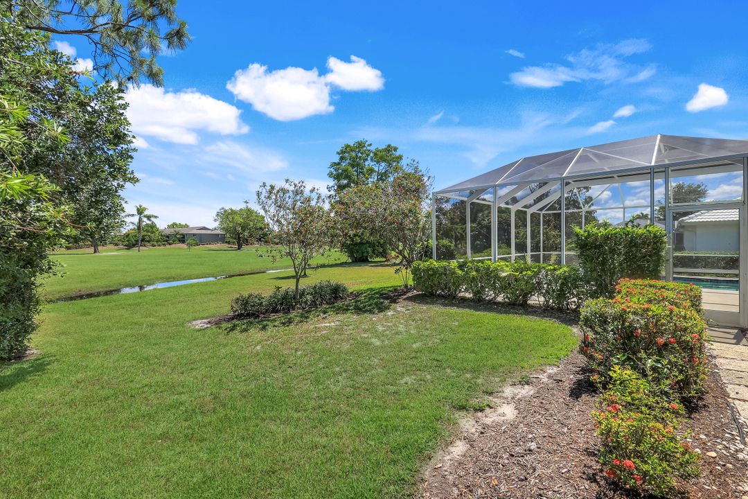 190 Palmetto Dunes Cir, Naples, FL 34113