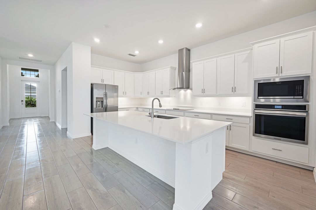 5781 Kingston Pl, Immokalee, FL 34142