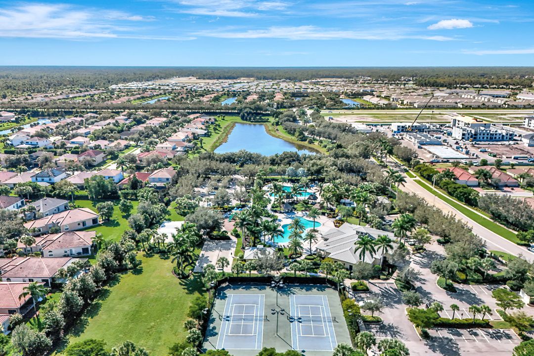 2193 Clementine St, Naples, FL 34120