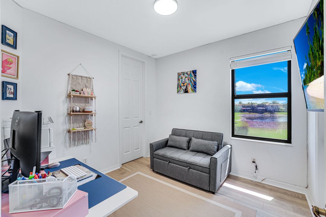 1307 Kendari Terrace, Naples, FL 34113