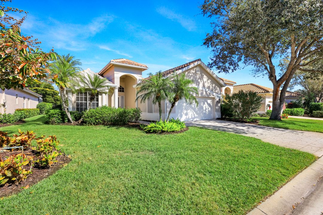 24709 Hollybrier Ln, Bonita Springs, FL 34134