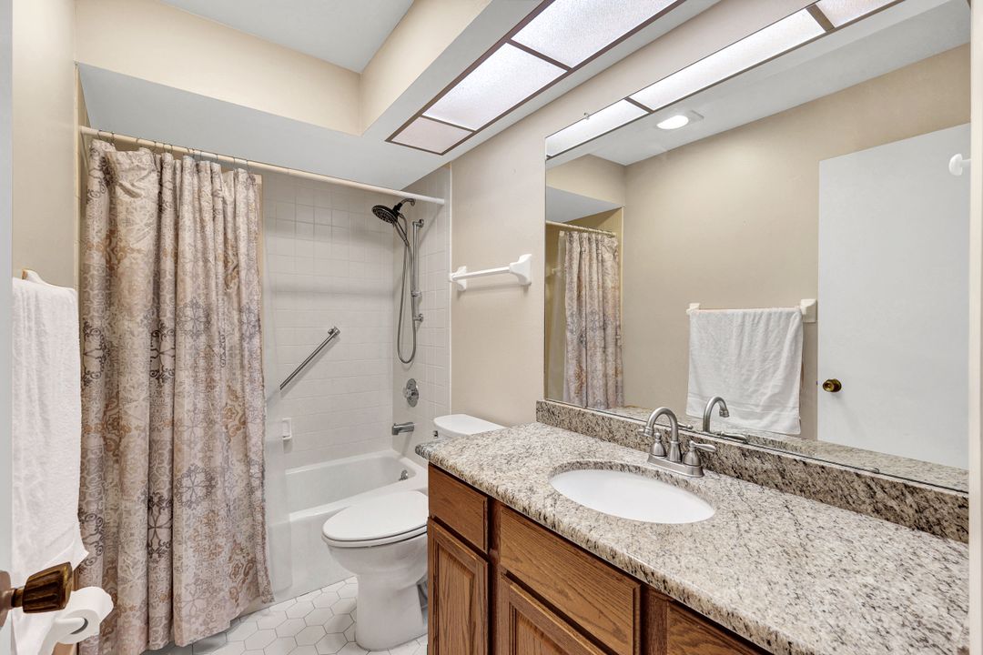 1214 Medinah Dr, Fort Myers, FL 33919