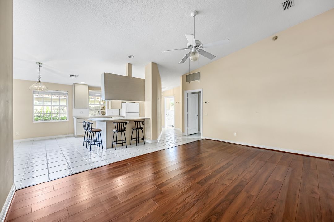 3111 Andorra Ct, Naples, FL 34109