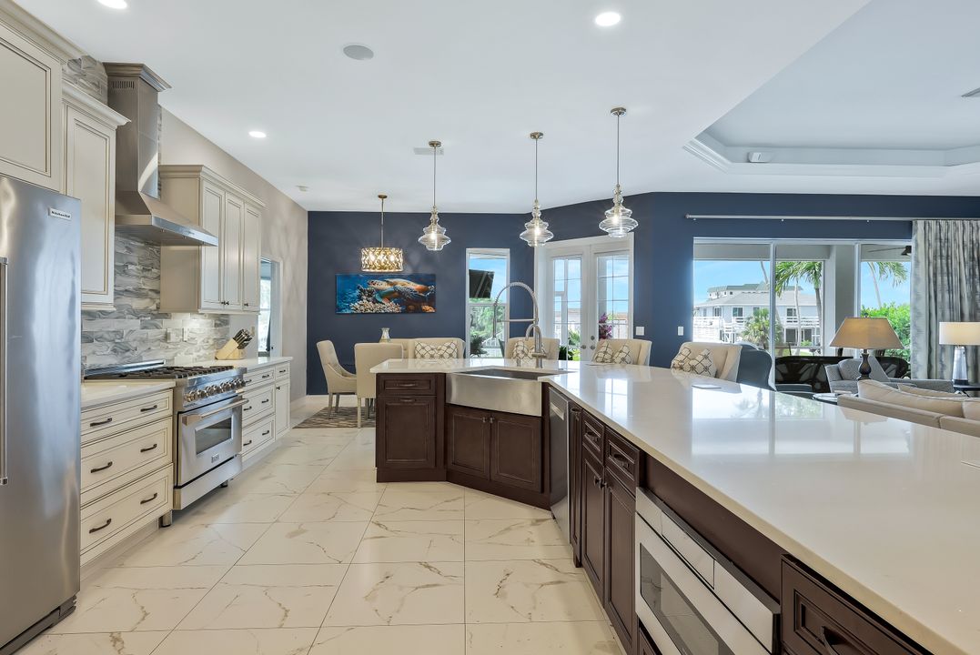 4837 Regal Dr, Bonita Springs, FL 34134