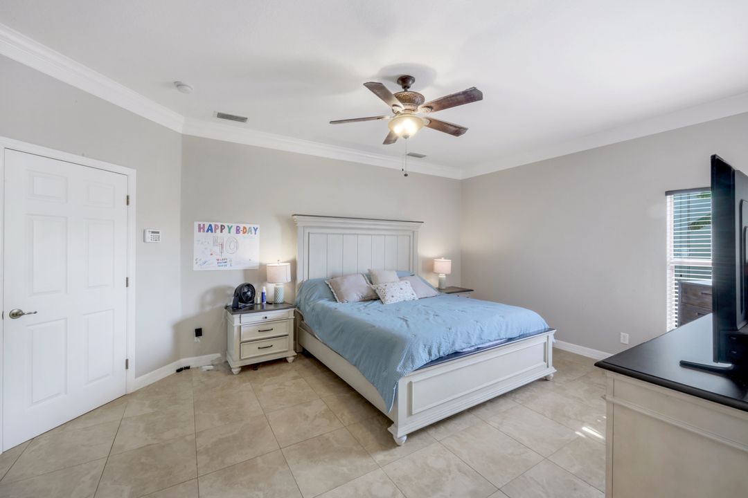 1302 SW 20th St, Cape Coral, FL 33991