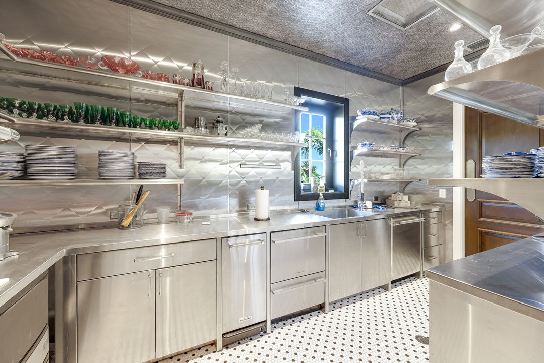 4505 W Gulf Dr, Sanibel, FL 33957