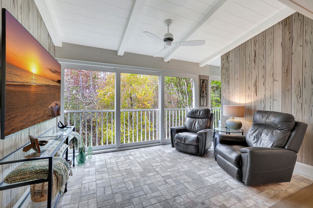 2540 Talon Ct #504, Naples, FL 34105