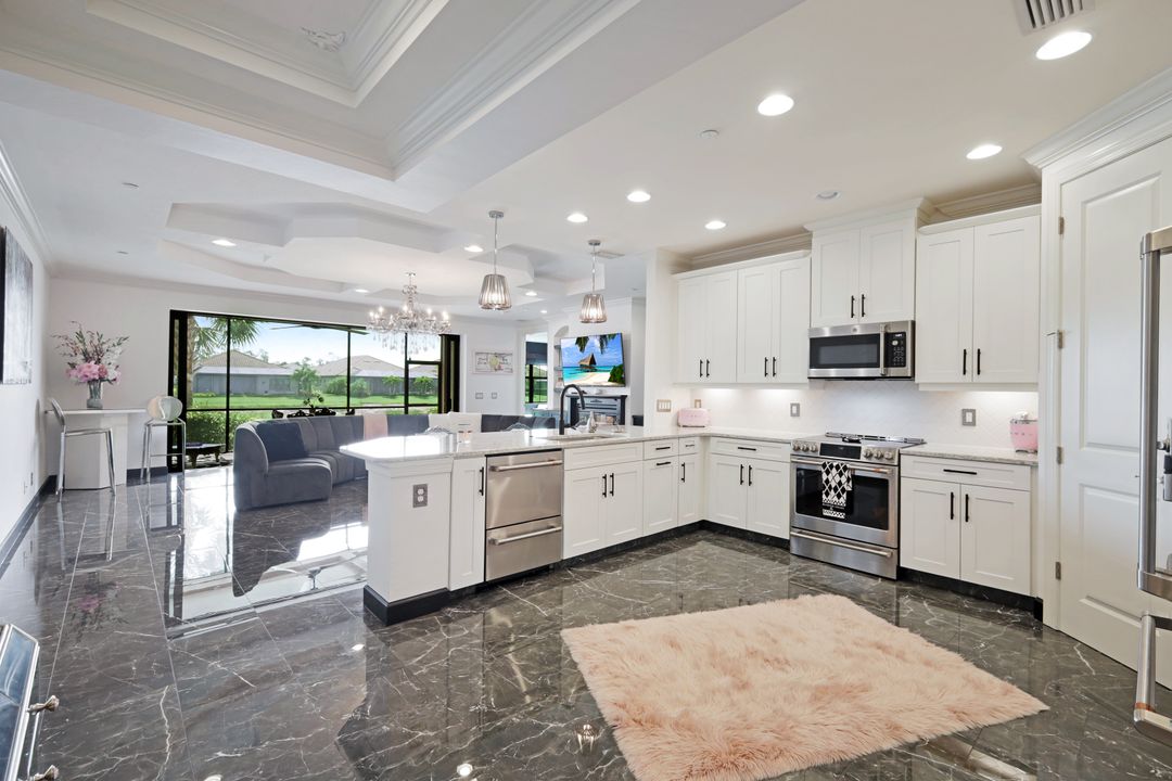 9653 Montelanico Loop #103, Naples, FL 34119