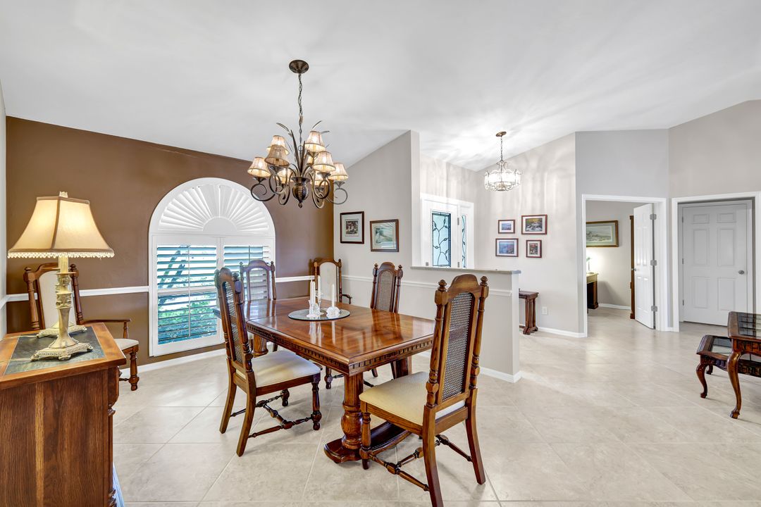 9534 Campbell Cir, Naples, FL 34109