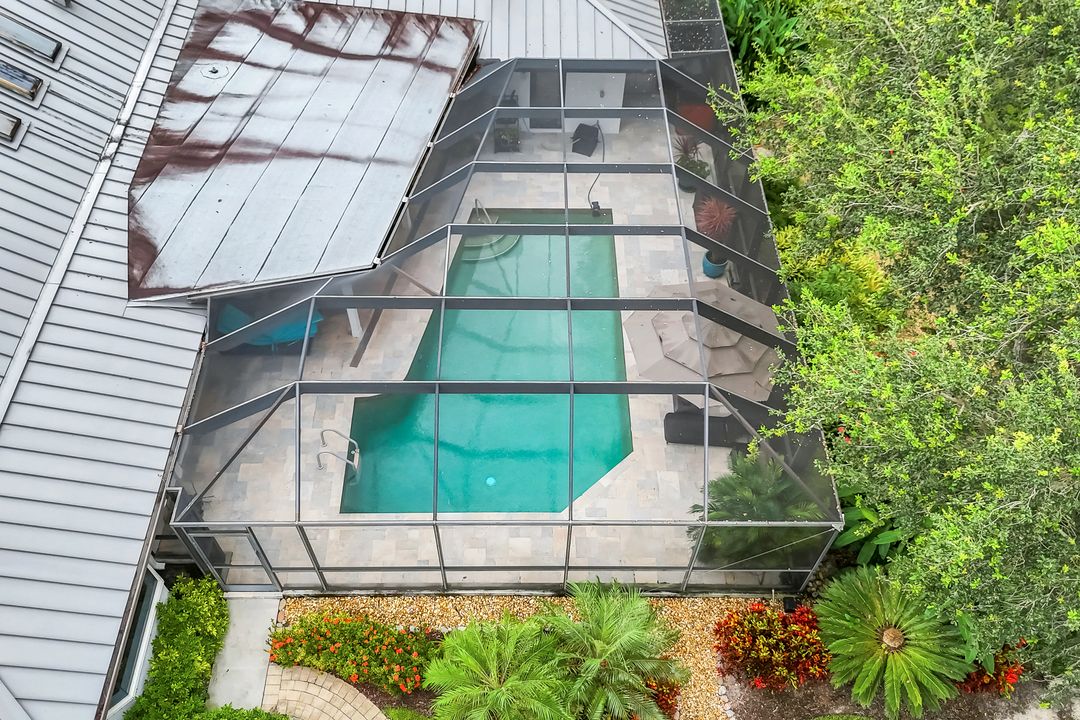 13024 Valewood Dr, Naples, FL 34119