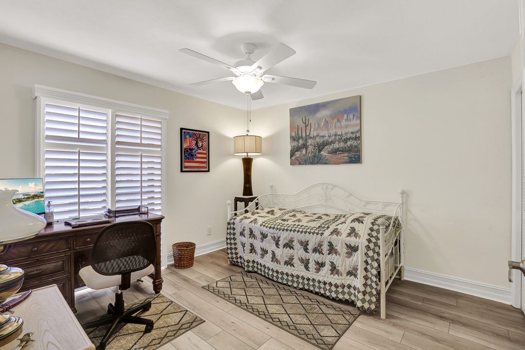 2294 Anchorage Ln #C, Naples, FL 34104