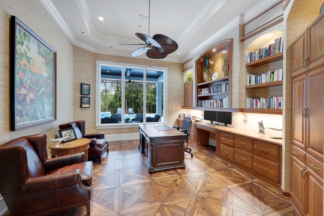 3150 Dahlia Way, Naples, FL 34105