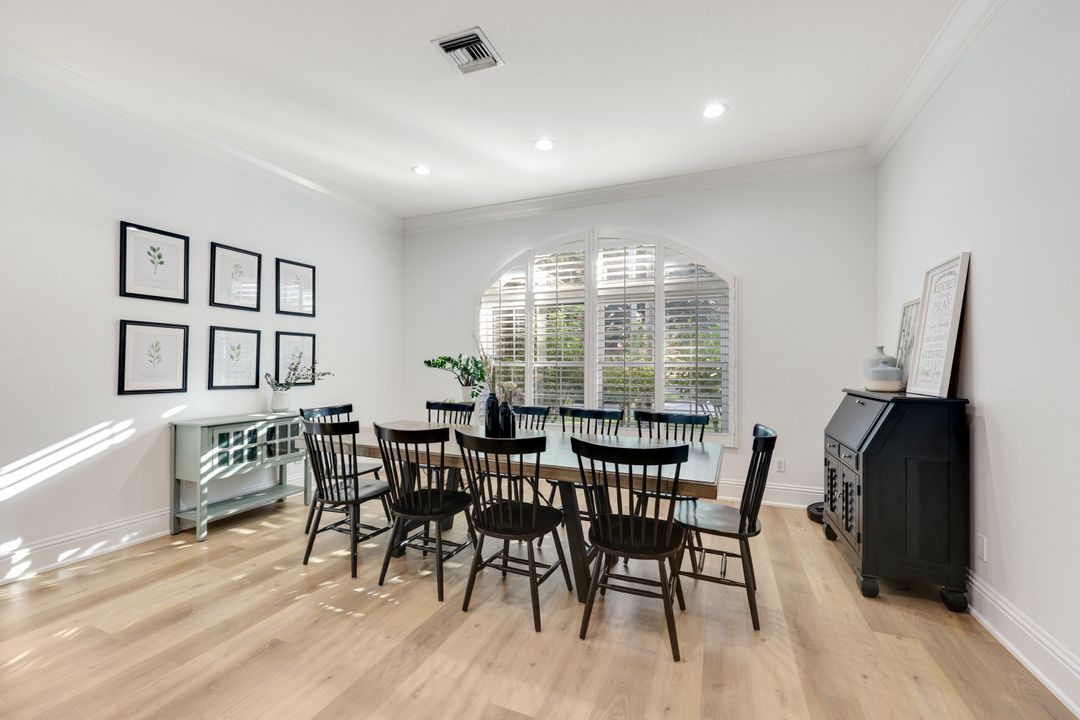 7500 Woodland Bend Cir, Fort Myers, FL 33912