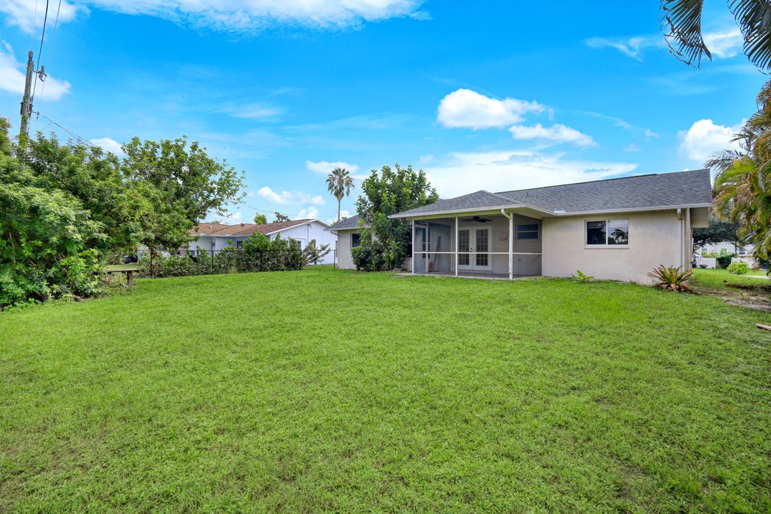 18428 Fuchsia Rd, Fort Myers, FL 33967