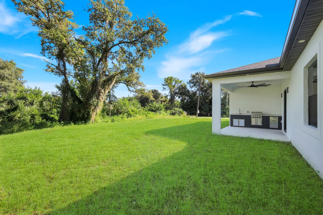 6044 Acorn Cir, LaBelle, FL 33935