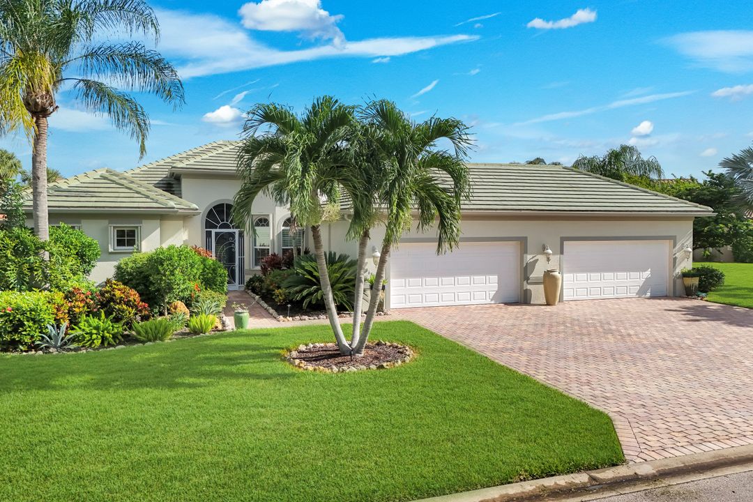 9684 Cobalt Cove Cir, Naples, FL 34120