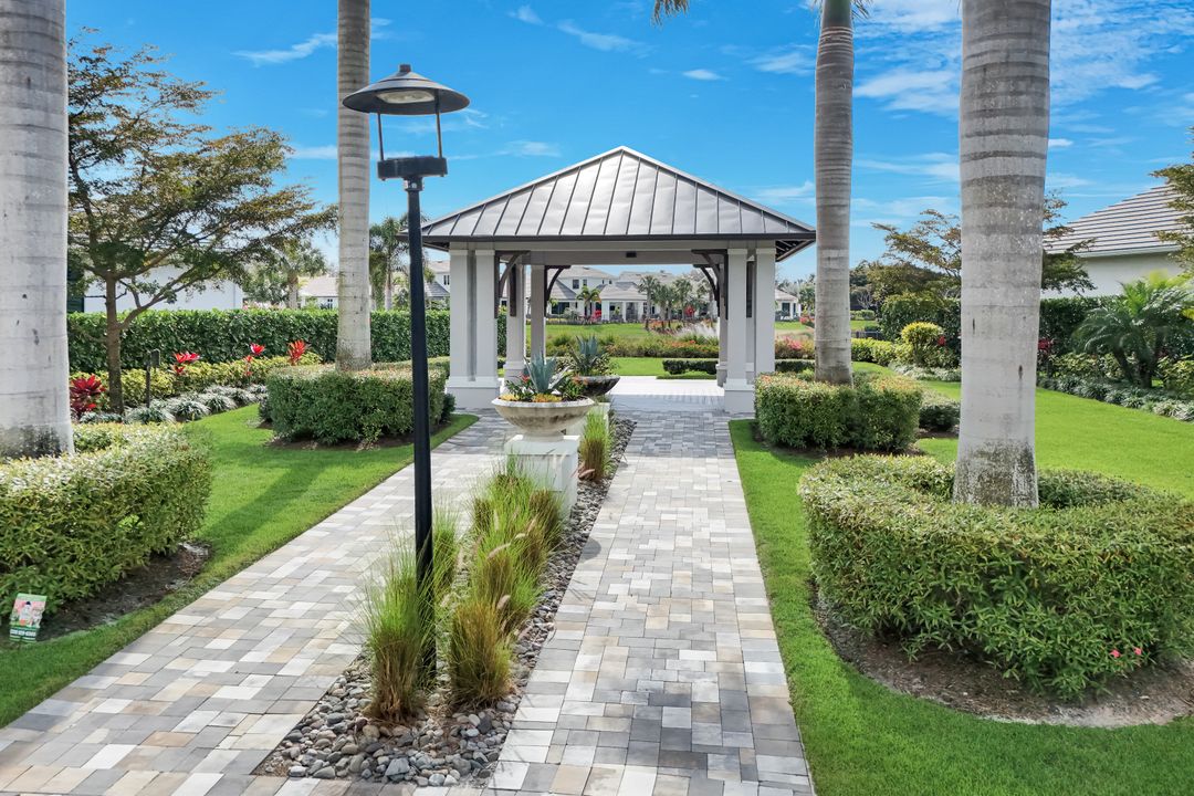 16728 Enclave Cir, Naples, FL 34110