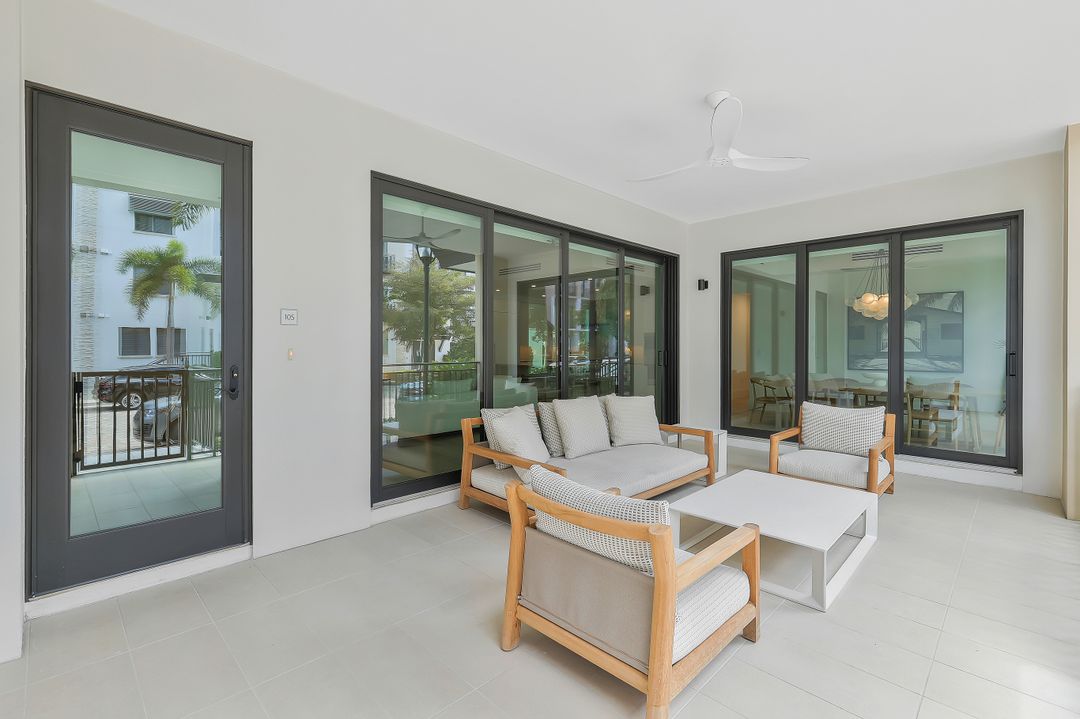 1130 3rd Ave S #105, Naples, FL 34102