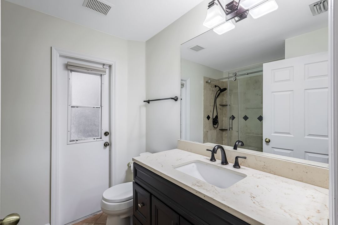 1933 SW 38th St, Cape Coral, FL 33914