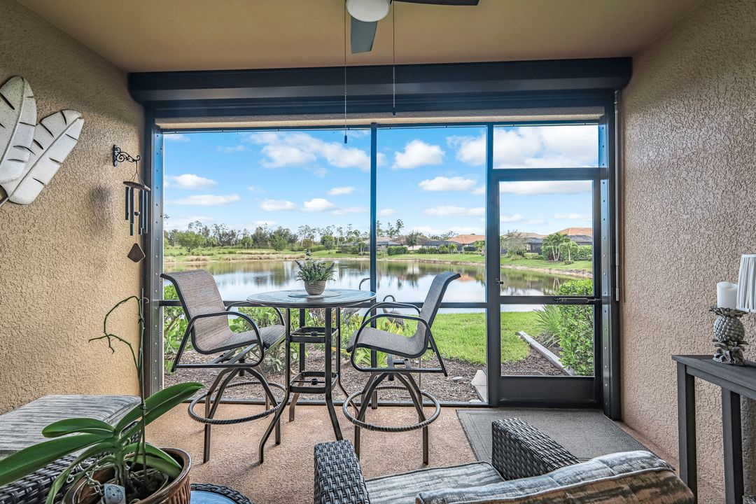 9420 Benvenuto Ct #102, Naples, FL 34119