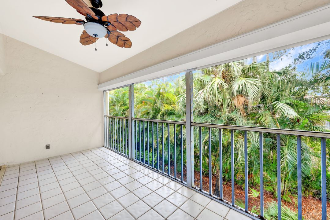 2811 Aintree Ln  #E204, Naples, FL 34112