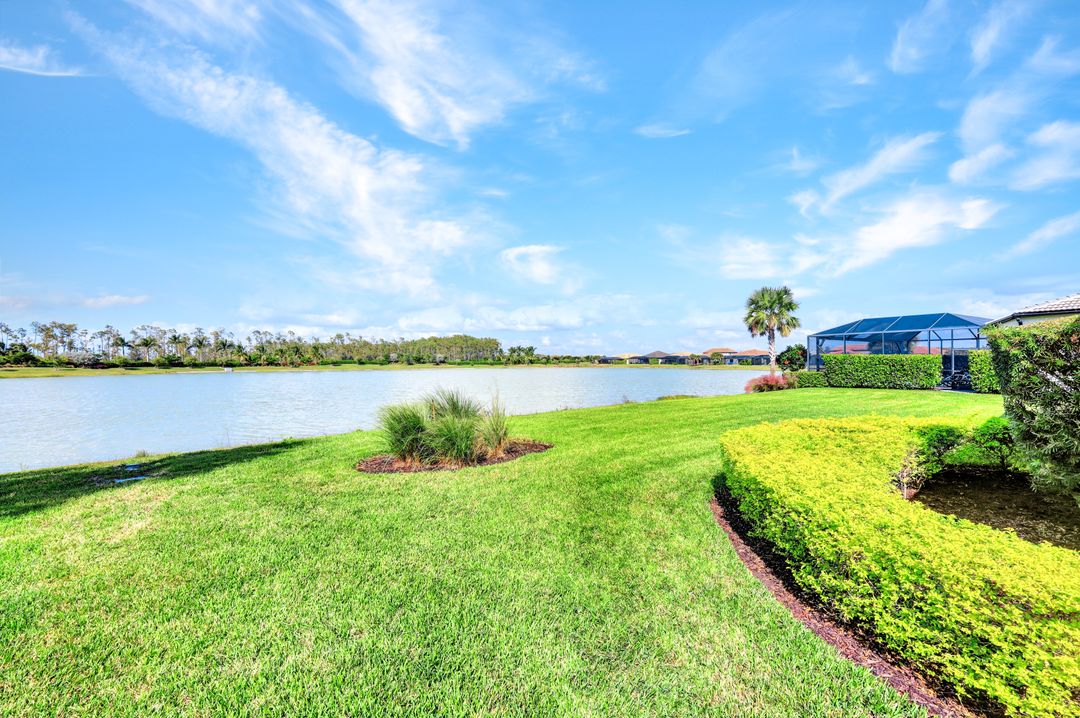 19184 Aqua Shore Dr, Fort Myers, FL 33913