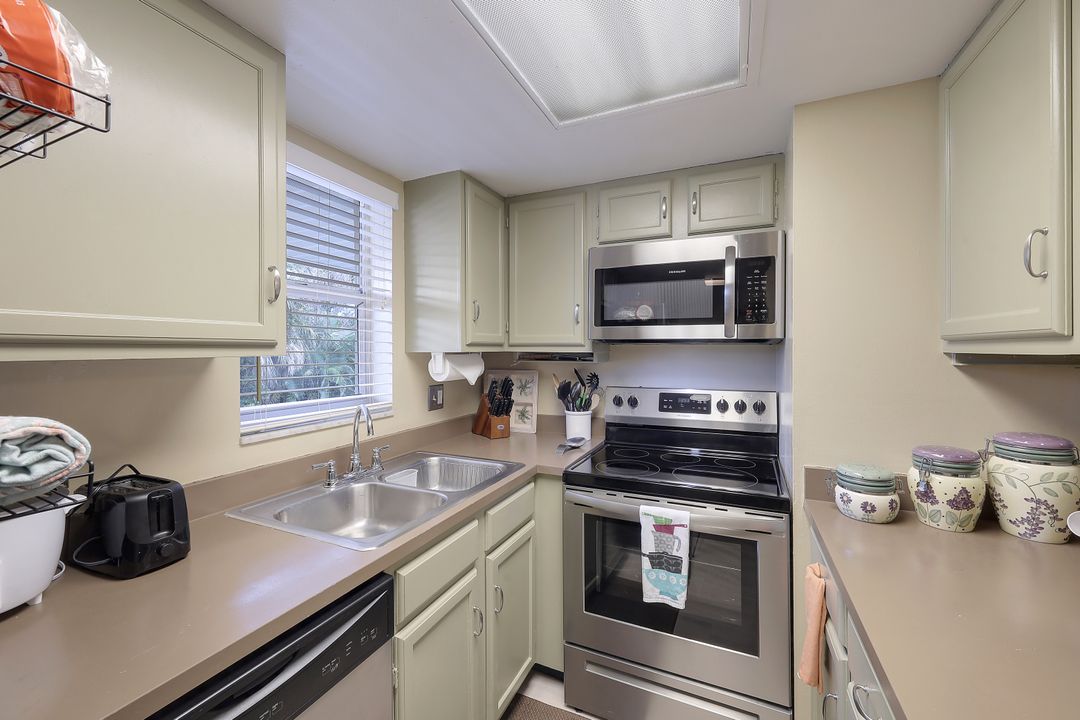 87 N Collier Blvd #J-23, Marco Island, FL 34145
