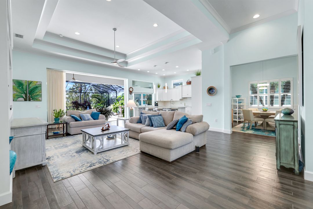 4964 Andros Dr, Naples, FL 34113