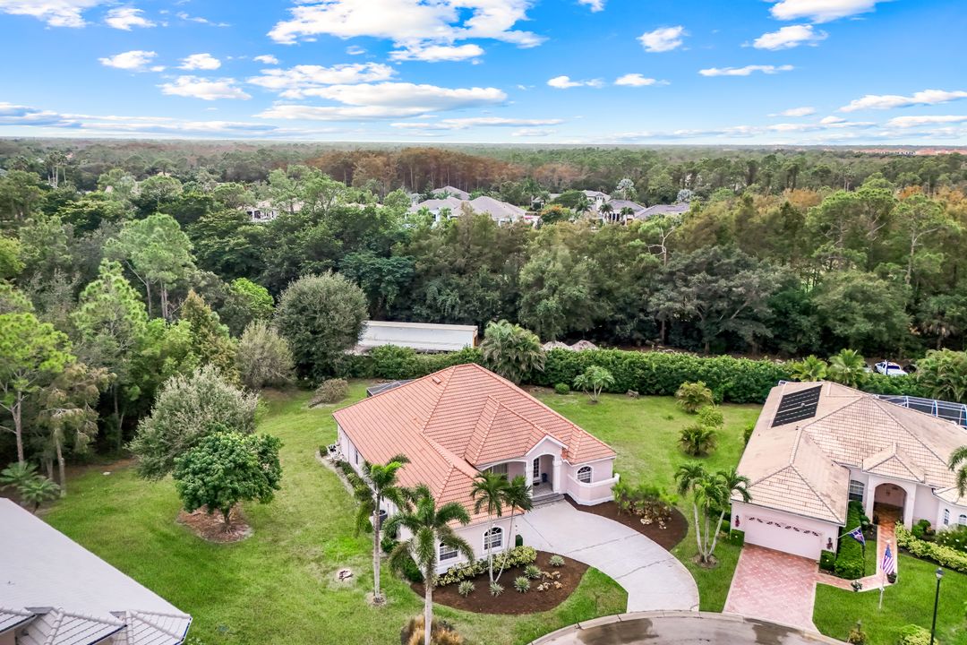 12820 Silverthorn Ct, Bonita Springs, FL 34135