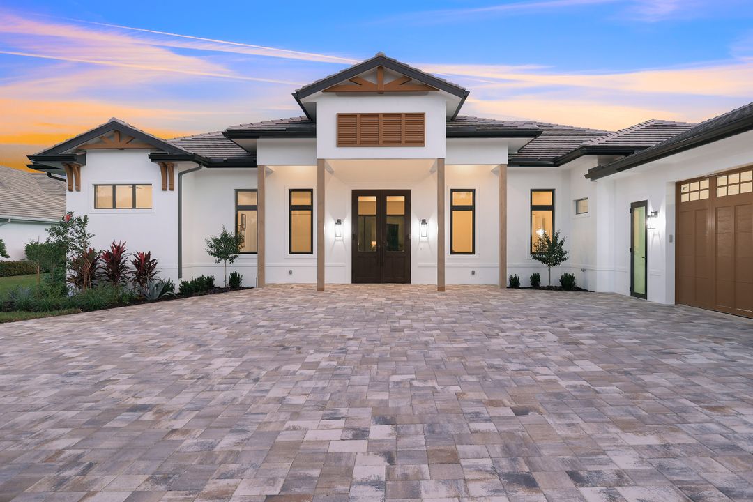 20262 Tiger Ct, Estero, FL 33928