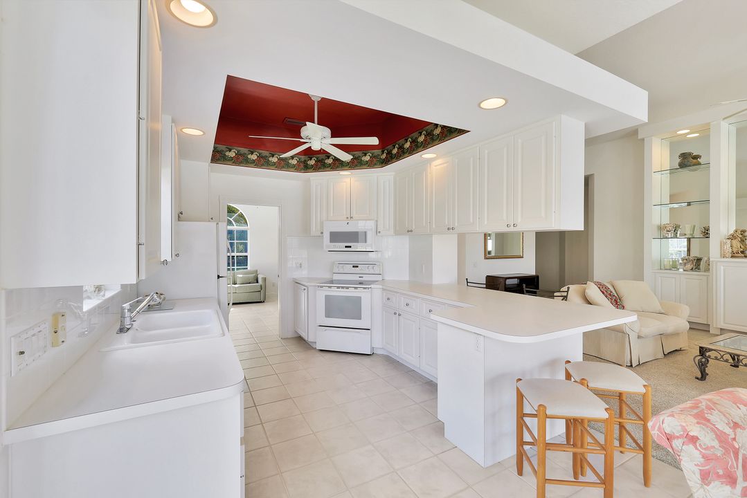 4917 San Pablo Ct, Naples, FL 34109