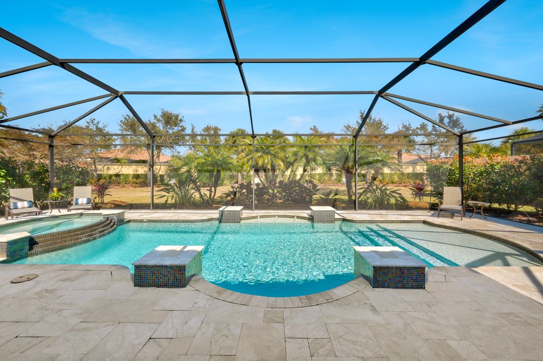 9298 Quarry Dr, Naples, FL 34120