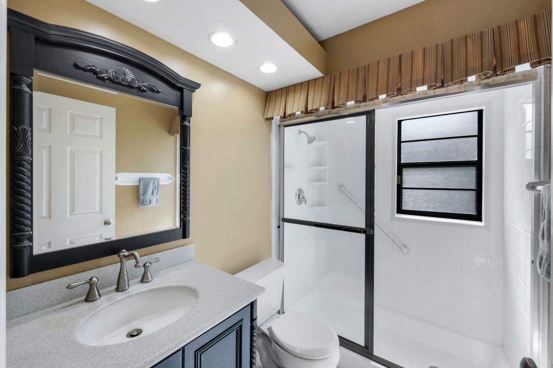 9371 Windlake Dr, Fort Myers, FL 33967