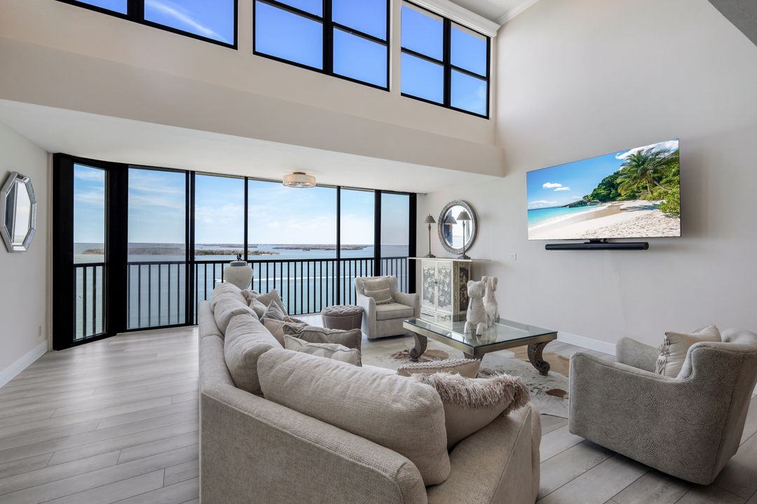 17080 Harbour Pointe Dr #12B, Fort Myers, FL 33908